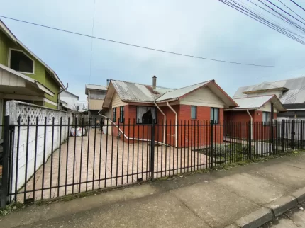 sitio con dos casas en venta