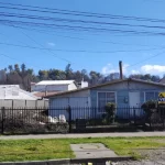 Terreno con casa en venta Lautaro